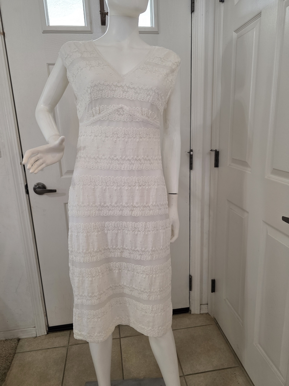 Rabbit Rabbit Rabbit Designs White Lace V-Neck Women's Dress